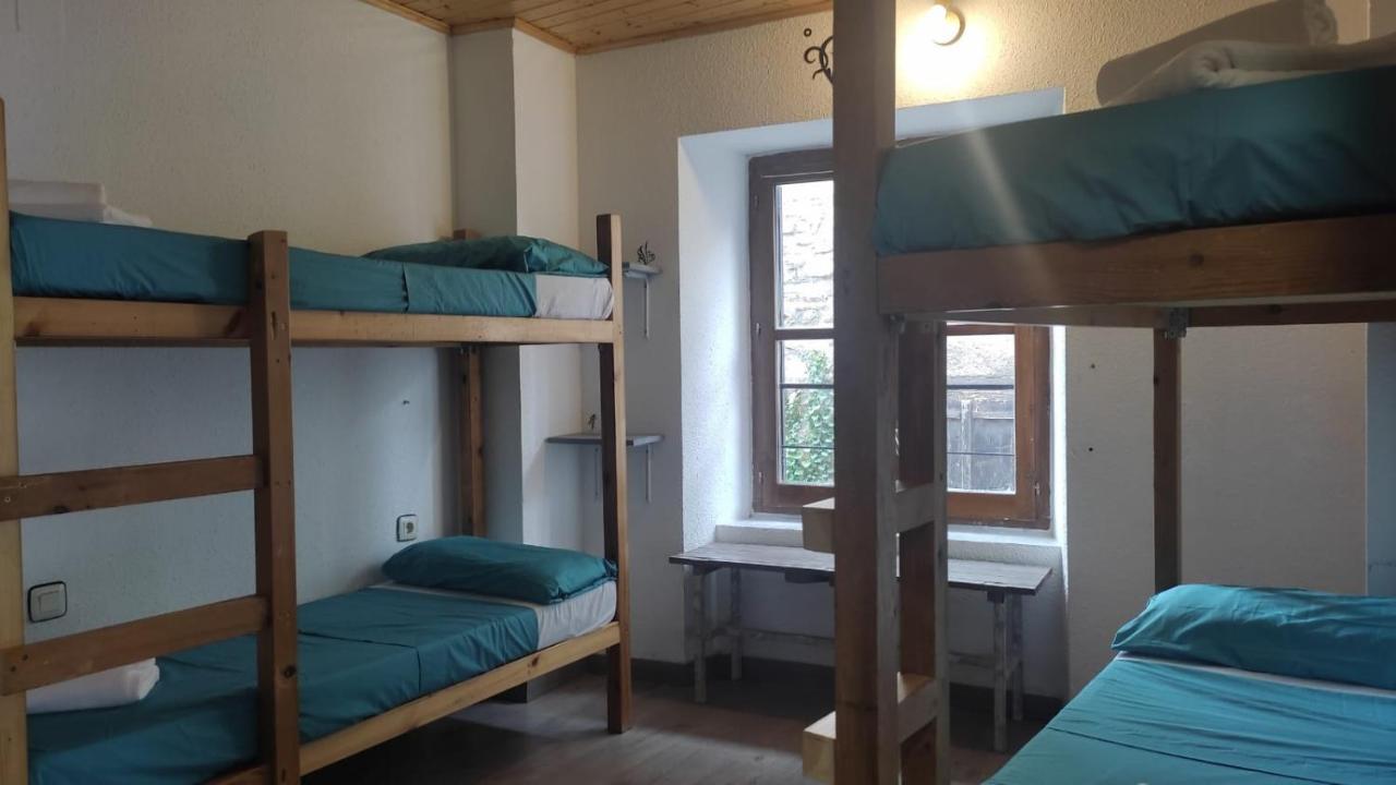 Albergue Triton - Вильянуа Экстерьер фото